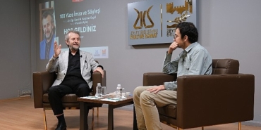 100 Yüze İmza ve Söyleşi Programı’nda Sezonun İlk Konuğu Dr. Öğr. Üyesi M. Kayahan Özgül Oldu!