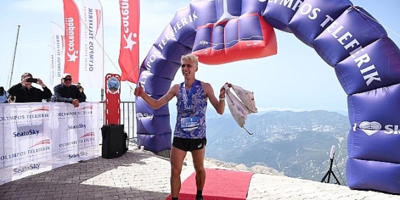 12-corendon-run-to-sky-yarislari-basladi.jpg