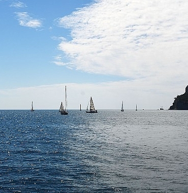 3-coral-cup-antalya-yat-yarislari-kemerden-start-aldi.jpg