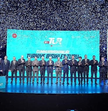 61-cumhurbaskanligi-turkiye-bisiklet-turunun-2026-rotasi-ve-takimlarin-tanitimi-yapildi.jpg