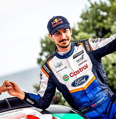 ali-turkkan-ve-castrol-ford-team-turkiye-finlandiya-rallisinde-zirveye-goz-kirpiyor.jpg