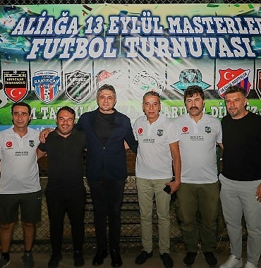 aliaga-13-eylul-masterler-futbol-turnuvasi-basladi.jpg