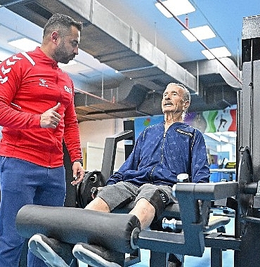 asfimin-spor-tutkunu-86-yasindaki-delikanlisi.jpg