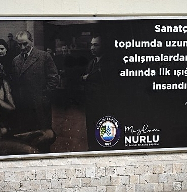 ataturk-panolari-yeniden-ramiz-turan-stadyumunda.jpg