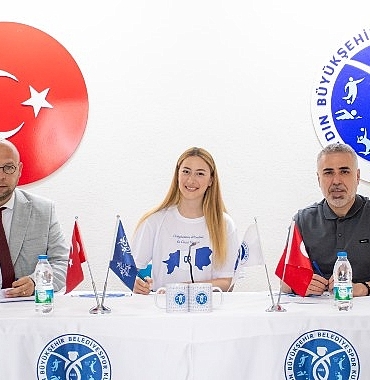 aydin-buyuksehir-belediyespora-yeni-pasor-gizem-misra-asci.jpg