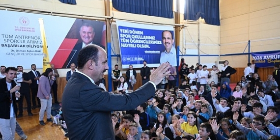 baskan-altay-merkez-disindaki-28-ilcede-yasayan-gencleri-yaz-spor-okullarina-davet-etti.jpg