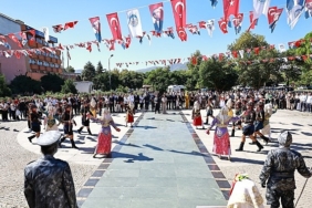 Başkan Filiz Ceritoğlu Sengel: “Kurtuluşumuzun Mirası Cumhuriyet’tir”