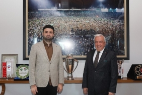 baskan-sadi-ozdemirden-bursaspora-tebrik-ziyareti.jpg