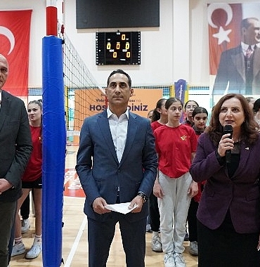beylikduzu-belediyesi-voleybol-turnuvasi-basladi.jpg