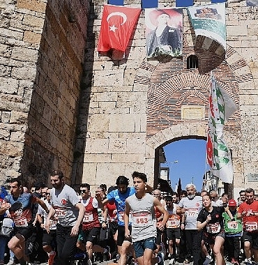 bursanin-mirasi-sporla-bulusuyor.jpg