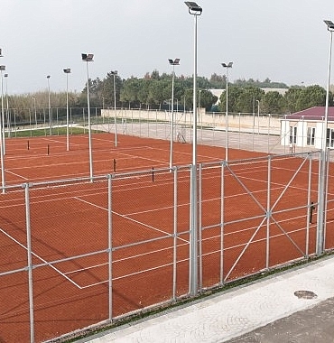 buyuksehir-kocaelinin-en-kapsamli-tenis-merkezini-tamamladi-tenis-tutkunlari-icin-essiz-bir-tesis.jpg