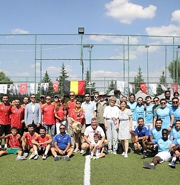 cankayada-mini-dunya-kupasi.jpg
