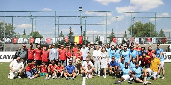 cankayada-mini-dunya-kupasi.jpg