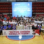 celal-atik-spor-salonunda-genclik-bulusmasi.jpg