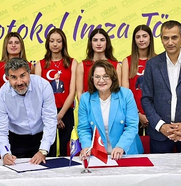 didimde-kadin-voleybol-takimi-yoluna-daha-guclu-devam-edecek.jpg