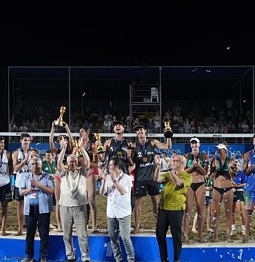 dunya-plaj-voleybolunun-kalbi-alanyada-atti.jpg
