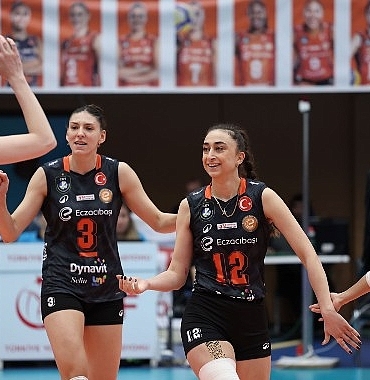 eczacibasi-dynavit-axa-sigorta-kupa-voleyde-adini-dortlu-finale-yazdirdi.jpg