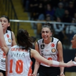 eczacibasi-dynavit-ilk-yariyi-galibiyetle-tamamladi.jpg