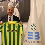 edremitspor-30-yillik-hasreti-bitirmek-icin-sahaya-cikiyor.jpg