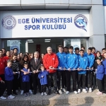 ege-universitesi-sualti-ragbisi-turkiye-sampiyonasinda-dortte-dort-yapti.jpg
