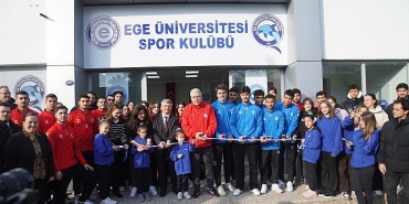 ege-universitesi-sualti-ragbisi-turkiye-sampiyonasinda-dortte-dort-yapti.jpg