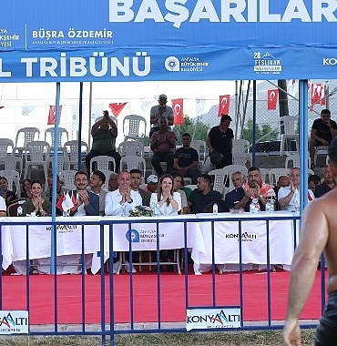feslikan-yagli-pehlivan-gureslerini-baspehlivan-erkan-tas-kazandif.jpg