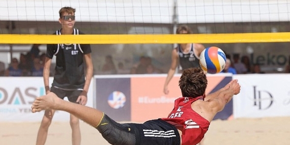 Foça'da yarı finalistler belli oldu