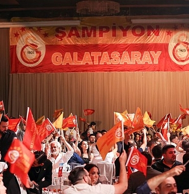 galatasarayin-25-sampiyonlugu-dedeman-konyada-gorkemli-bir-geceyle-kutlandi.jpg