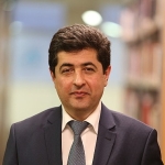 gencler-kalabaliklar-icinde-derin-yalnizlik-yasiyor.jpg