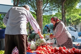 Hacıömerli’de Salı Pazarı Bereketi
