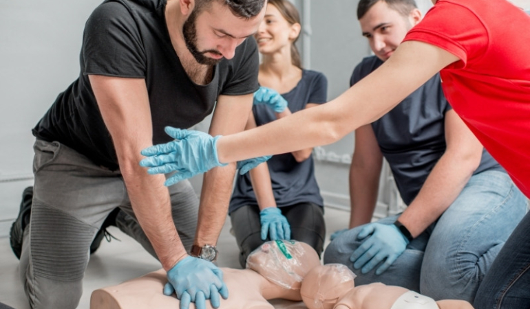 ilk yardım merkezi (2)