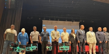 ispartada-dijital-esitlige-destek-1000-bilgisayar-kamu-kurumlari-ve-sosyal-yasam-alanlarina-kazandirildi.jpg