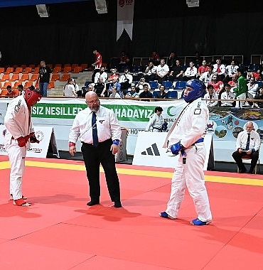 jjif-combat-dunya-jujitsu-sampiyonasi-basladi.jpg