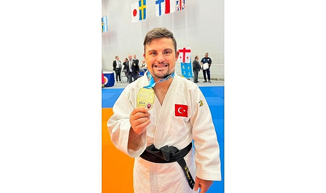 kagitsporda-basari-ruzgari-dinmiyor.jpg