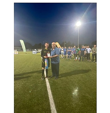 kartepe-belediyesinde-futbol-turnuvasi-dostlukla-tamamlandi.jpg