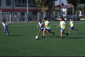 kartepede-yaz-spor-okullarina-yogun-ilgi.jpg