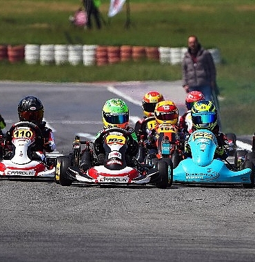 kartingte-gorkemli-sezon-acilisi.jpg