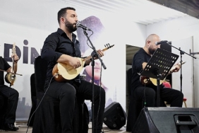 keciorende-her-mahallede-konser-coskusu-yasaniyor.jpg
