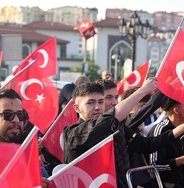 keciorende-milli-heyecan-dev-ekranda-yasandi.jpg
