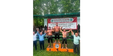 kemer-belediye-gurescisinden-birincilik-basarisi.jpg
