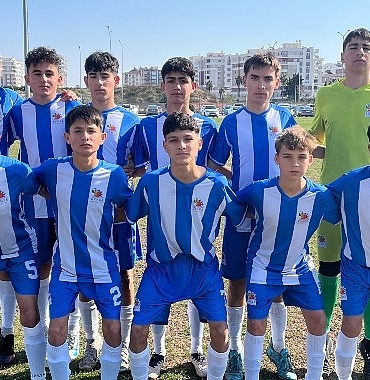 kemer-belediyespor-u15-dolu-dizgin.jpg
