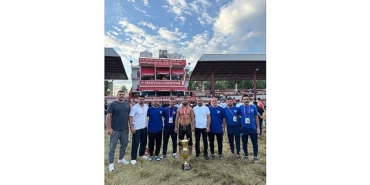 kirkpinardan-balkanlara-kagitspor-firtinasi.jpg