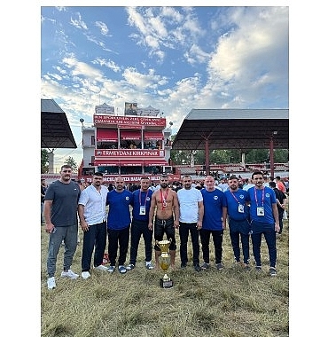kirkpinardan-balkanlara-kagitspor-firtinasi.jpg