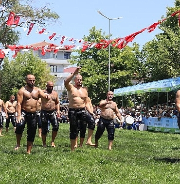 kirkpinarin-ardindan-gozler-kandiraya-cevrildi.jpg