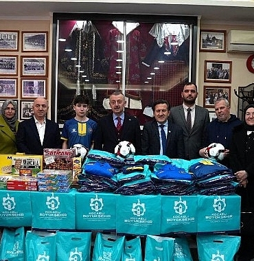 kocaeli-iskece-futbolun-birlestirici-gucuyle-bulusuyor.jpg