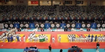 kocaelide-sporun-her-bransina-guclu-destek.jpg