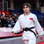 kocaelinin-altin-kizi-tugce-beder-sampiyon.jpg