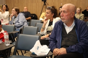 Kolombiyalı gazeteci Silvana Paternostro Kitap Fuarı’nda konuştu;  “Tarih ve Roman birbirinden ayrılmaz parçalardır”