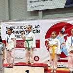 konakin-judo-takimi-ilk-turnuvadan-madalyalarla-dondu.jpg