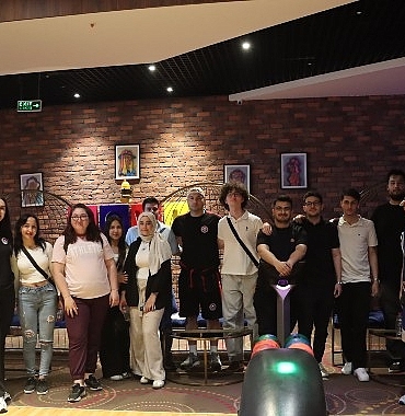 maltepeli-gencler-bowling-turnuvasiyla-eglendi.jpg